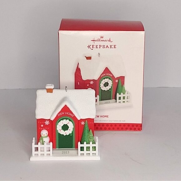Hallmark Keepsake 2013 New Home Christmas Tree Ornament - Picture 1 of 2